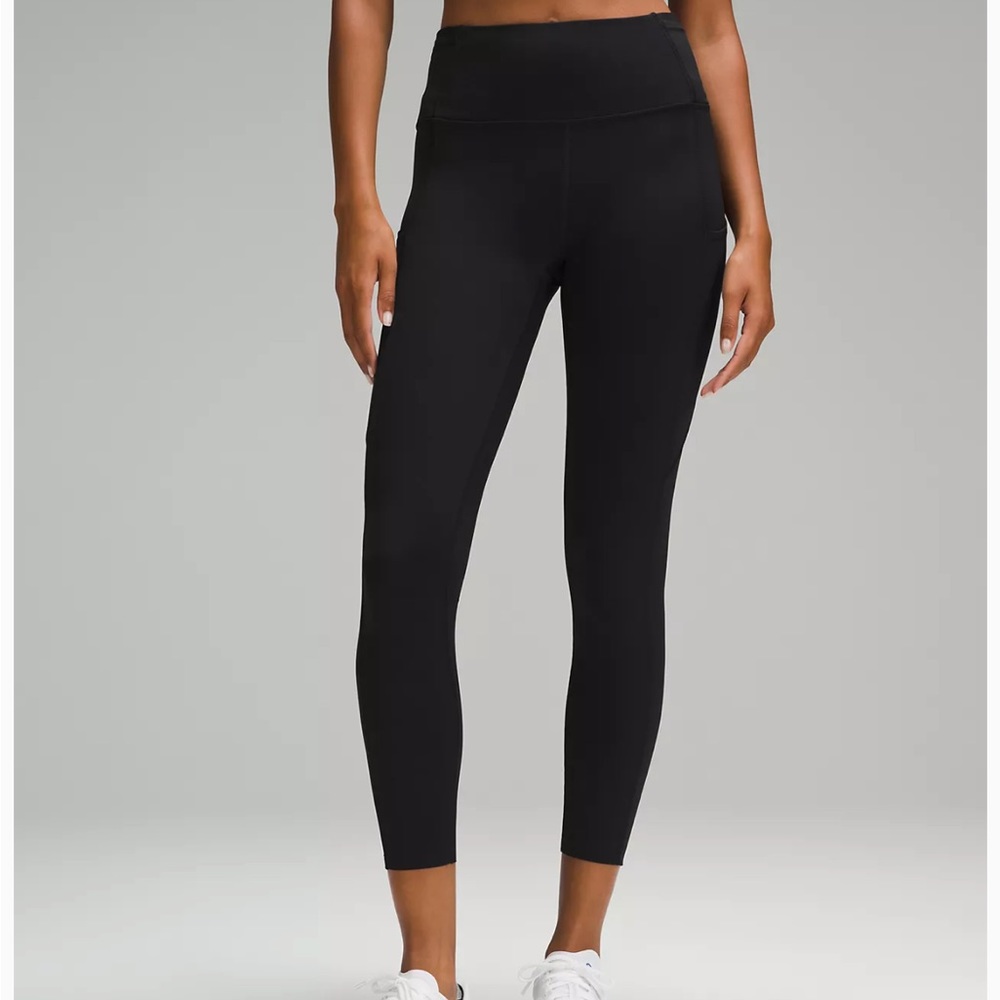 NWT Lululemon Fast and Free